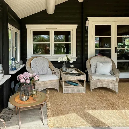 Cozy House 100 Meters From Strandhoved *